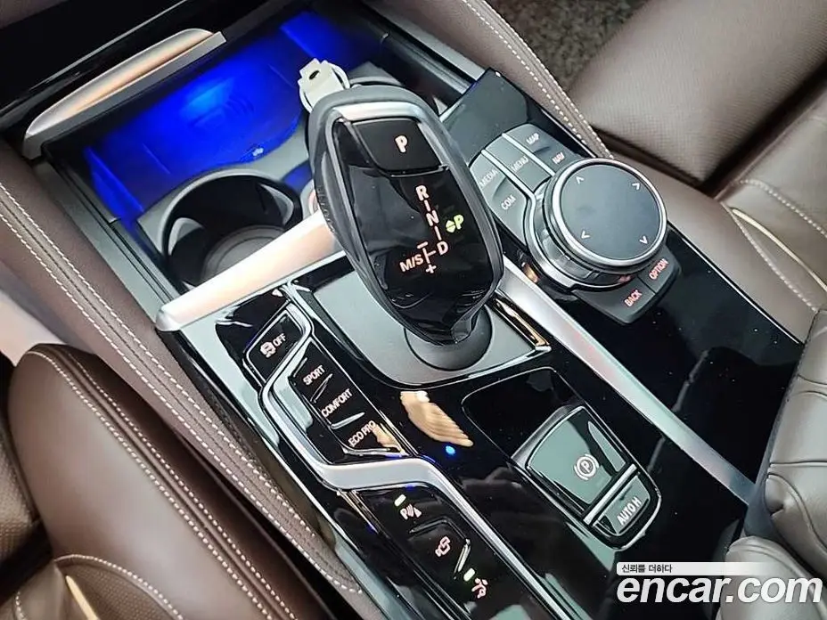 BMW 6 серия 2023 3.0 автомат (гидро), фото 8