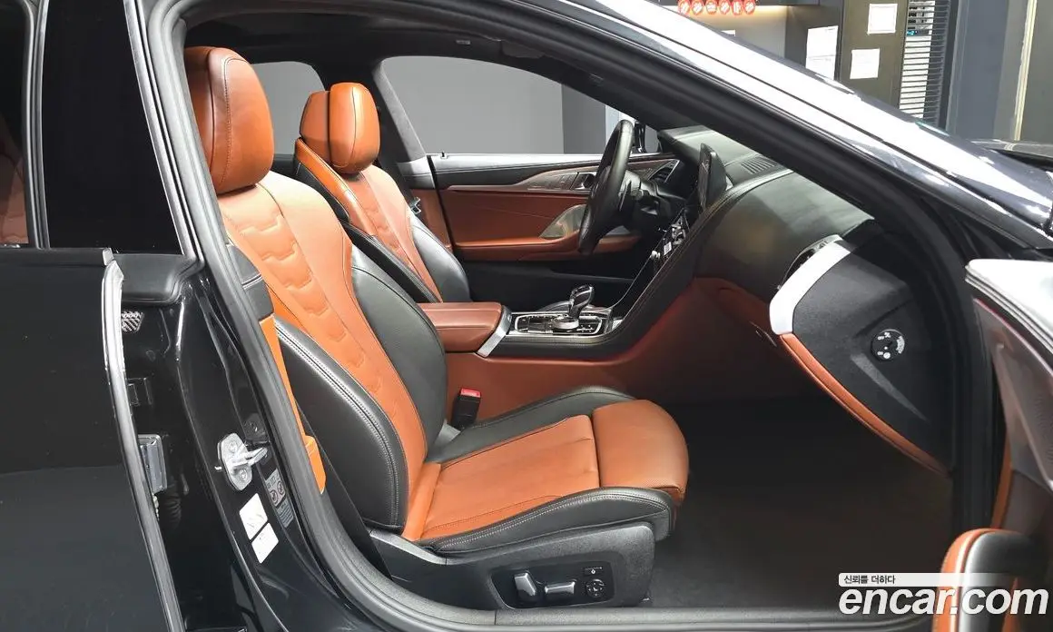 BMW 8 серия 2023 4.4 автомат (гидро), фото 11