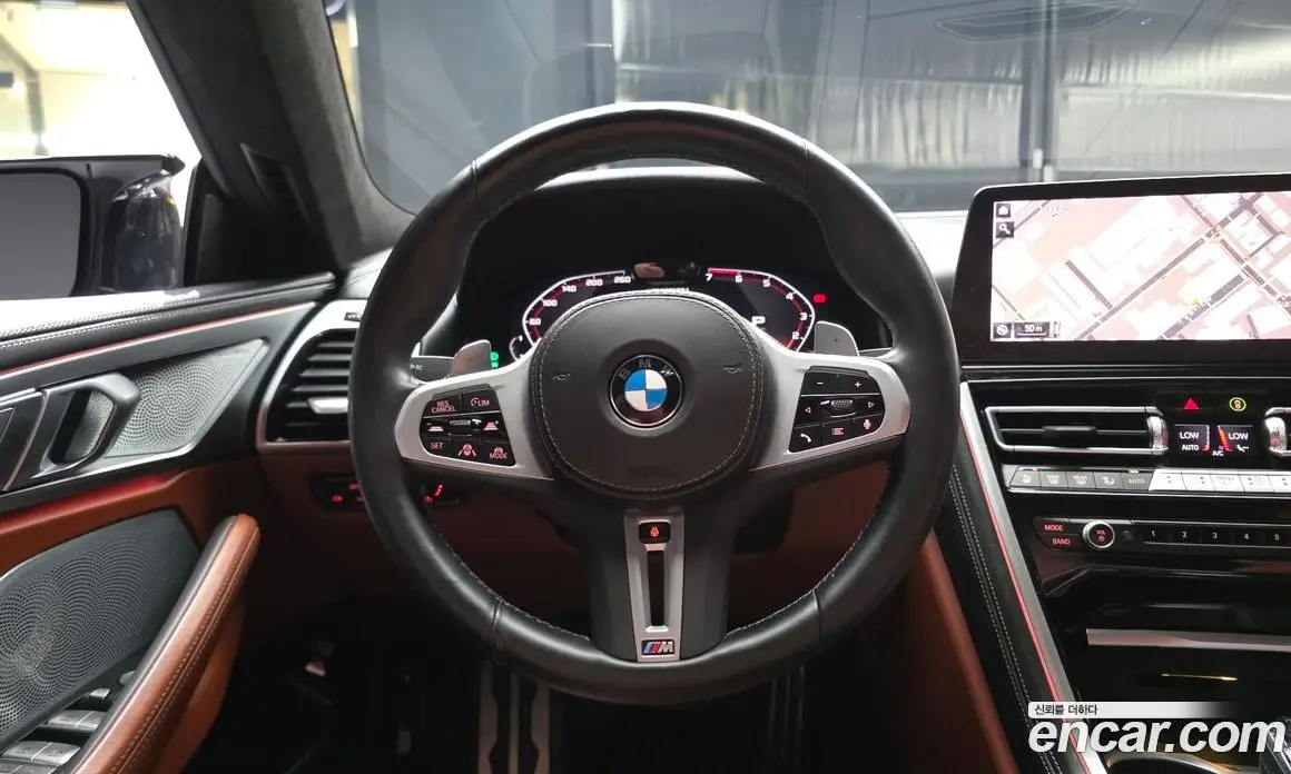 BMW 8 серия 2023 4.4 автомат (гидро), фото 13