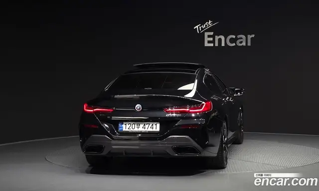 BMW 8 серия 2023 4.4 автомат (гидро), миниатюра 4