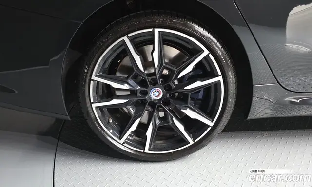 BMW 8 серия 2023 4.4 автомат (гидро), миниатюра 5