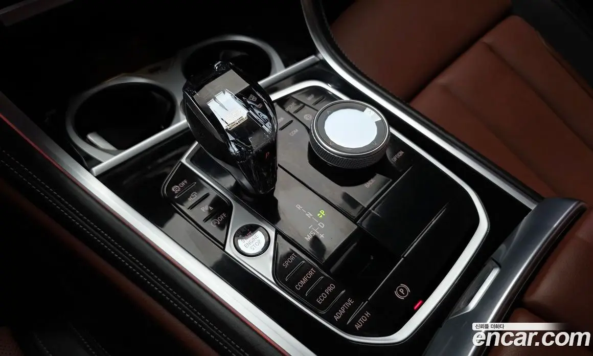 BMW 8 серия 2023 4.4 автомат (гидро), фото 9
