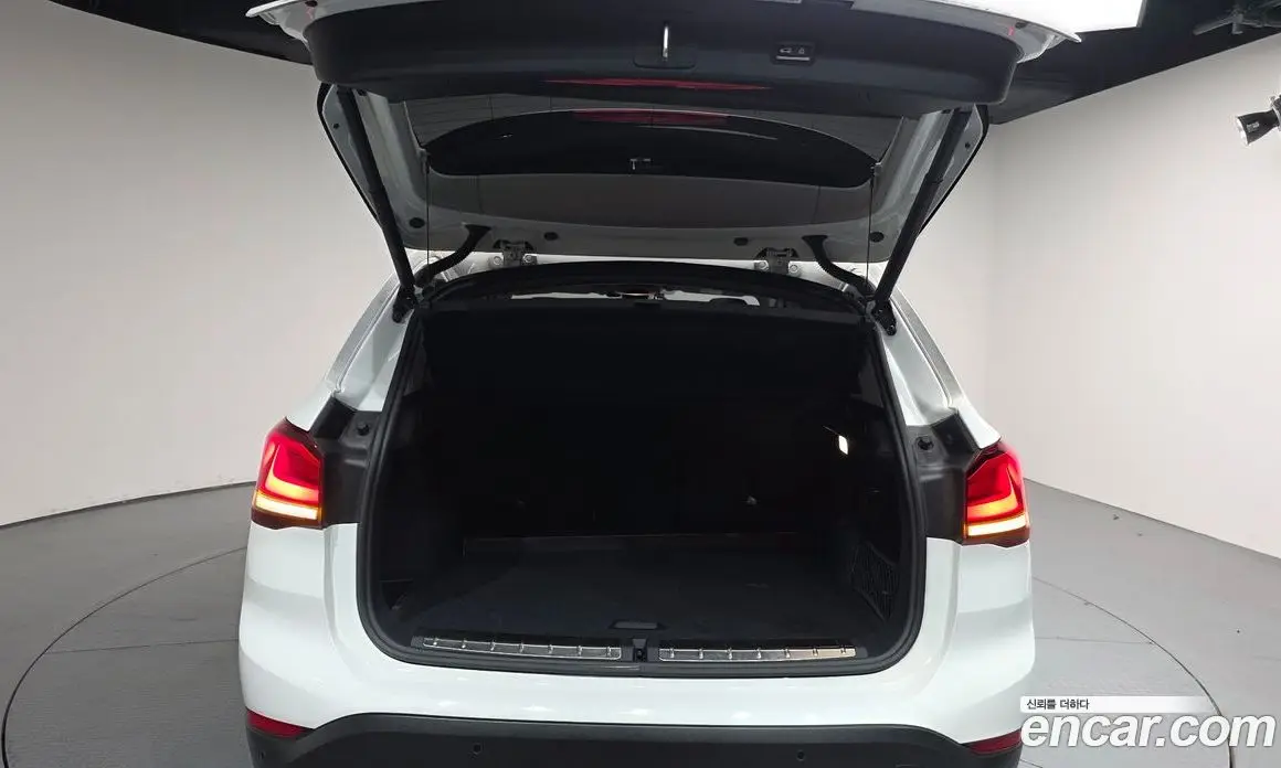 BMW X1 2020 2.0 автомат (гидро), фото 25