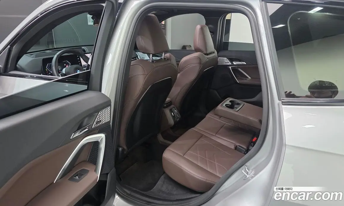 BMW X1 2025 2.0 автомат (гидро), фото 11