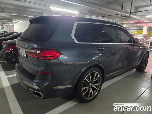 BMW X7 2021 4.4 автомат (гидро), миниатюра 3