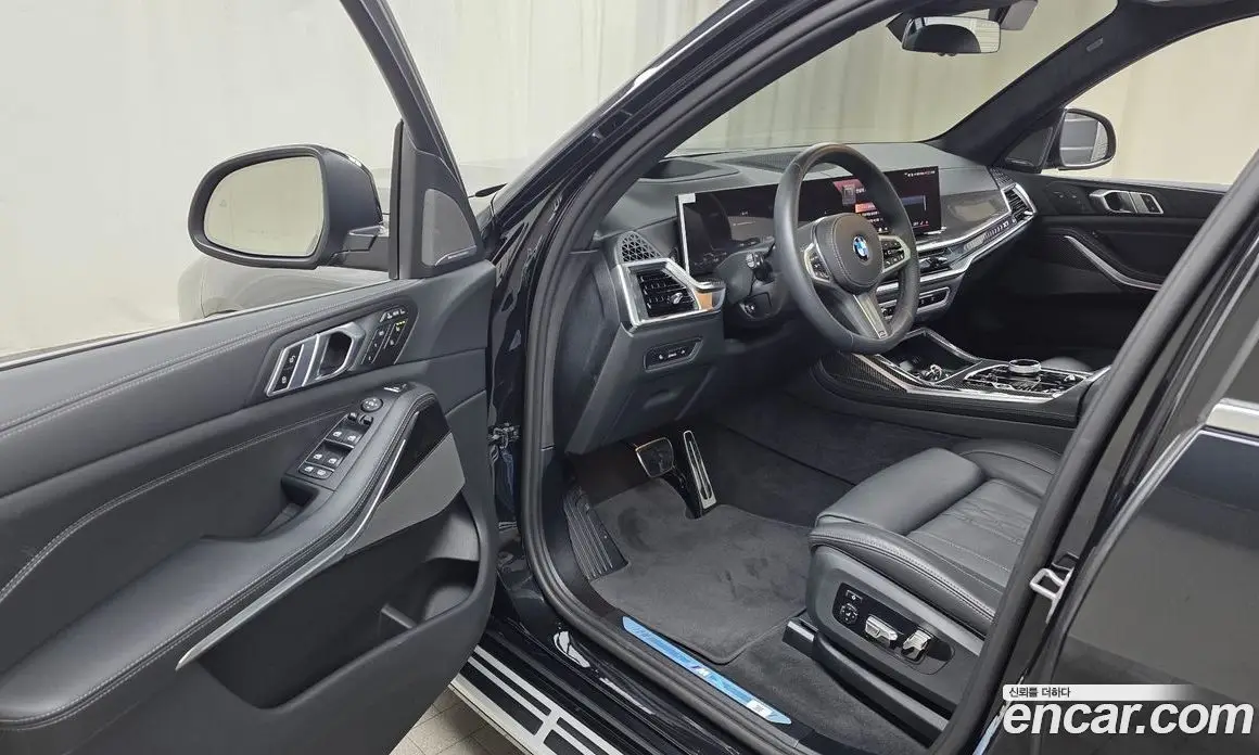 BMW X7 2025 3.0 автомат (гидро), фото 13