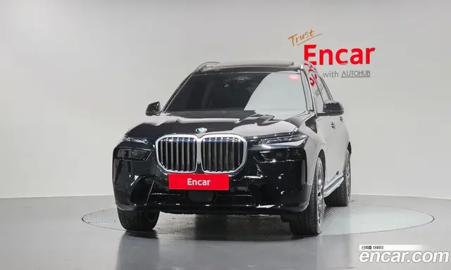 BMW X7 2025 3.0 автомат (гидро), миниатюра 3