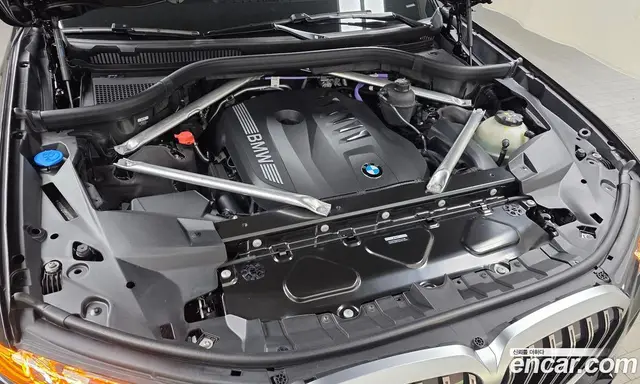 BMW X7 2025 3.0 автомат (гидро), миниатюра 6