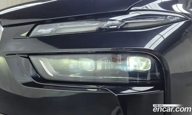 BMW X7 2025 3.0 автомат (гидро), миниатюра 8