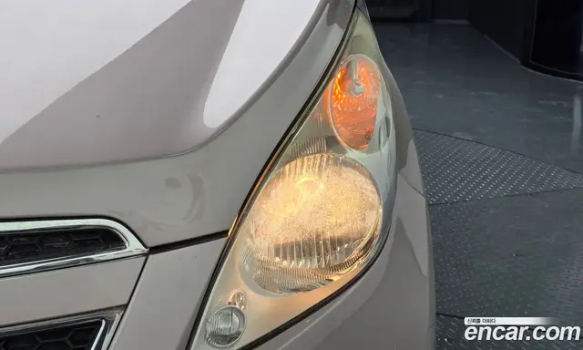 Chevrolet Spark 2012 1.0 автомат (гидро), миниатюра 7