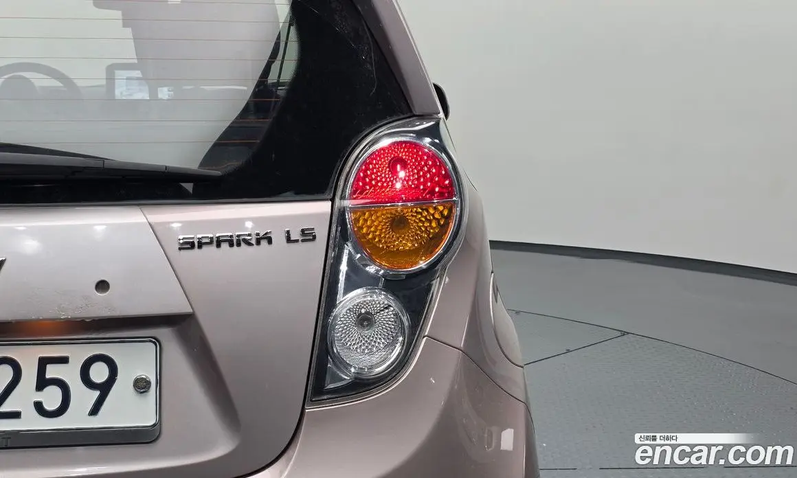 Chevrolet Spark 2012 1.0 автомат (гидро), фото 8