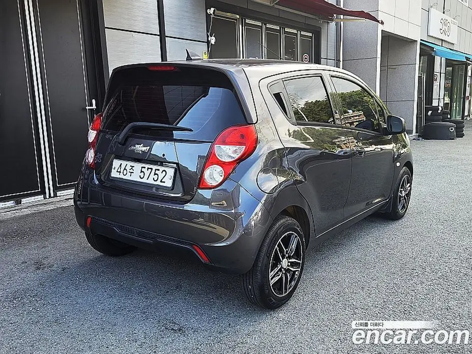 Chevrolet Spark 2012 1.0 автомат (гидро), фото 3