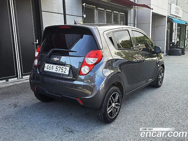 Chevrolet Spark 2012 1.0 автомат (гидро), миниатюра 3