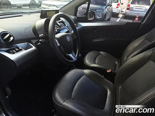 Chevrolet Spark 2012 1.0 автомат (гидро), миниатюра 6