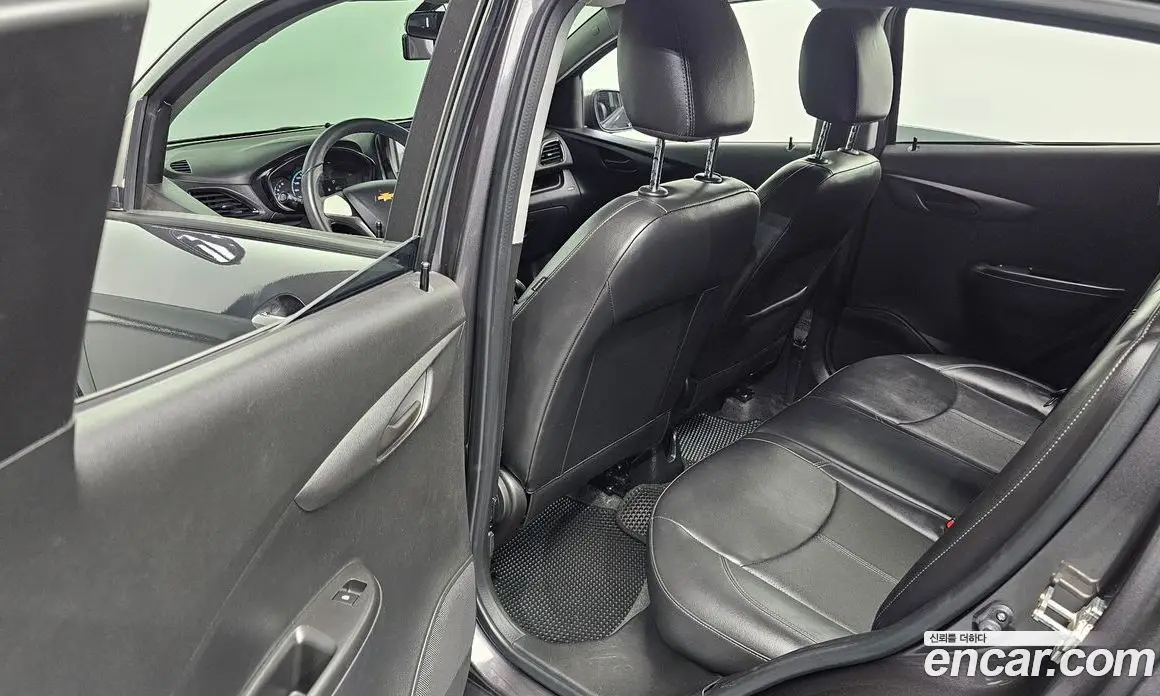 Chevrolet Spark 2016 1.0 автомат (гидро), фото 11