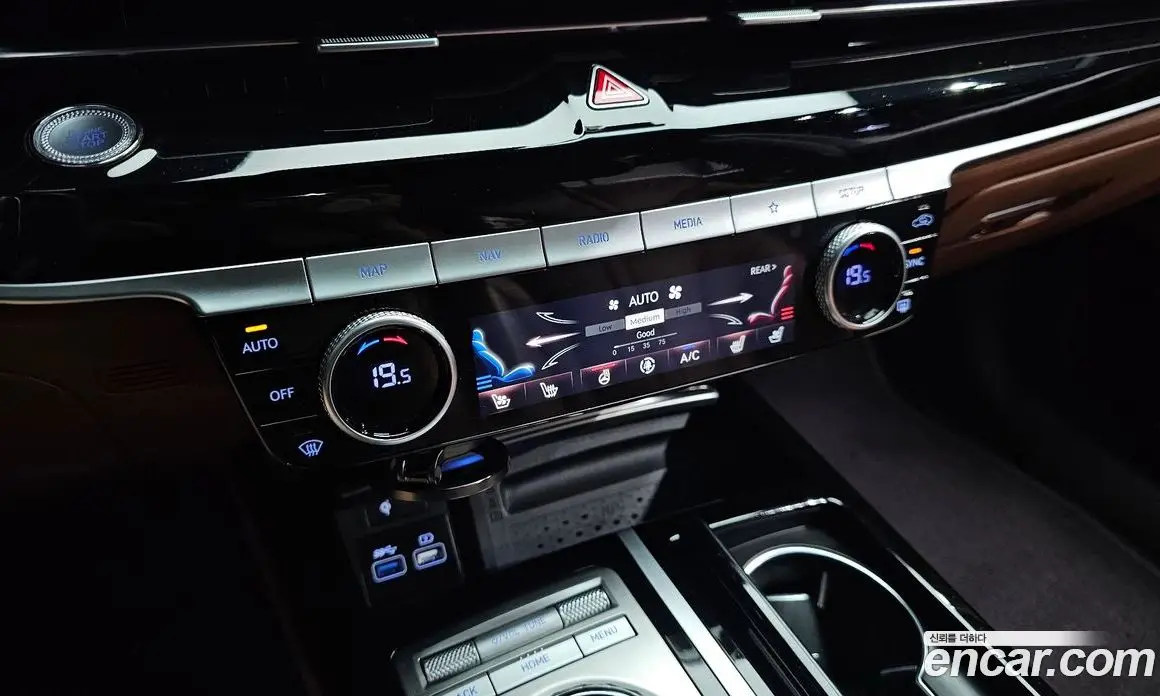Genesis G80 2023 2.5 автомат (гидро), фото 17