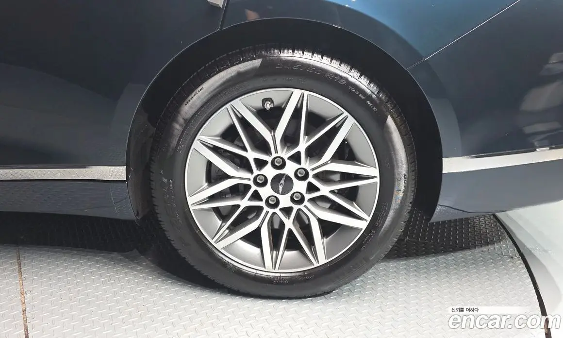 Genesis G80 2024 2.5 автомат (гидро), фото 7