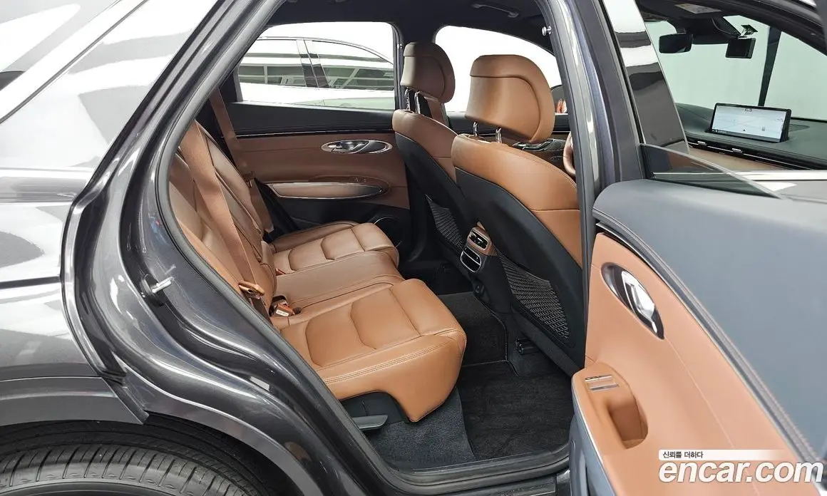 Genesis GV70 2021 2.5 автомат (гидро), фото 12