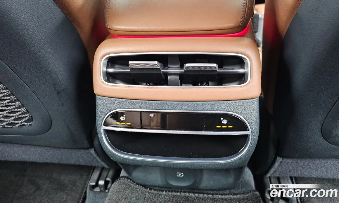 Genesis GV70 2021 2.5 автомат (гидро), фото 19