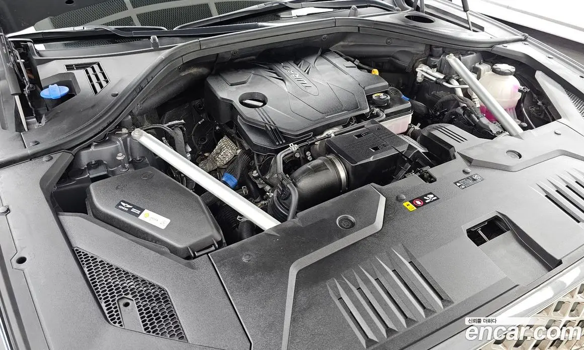 Genesis GV70 2021 2.5 автомат (гидро), фото 6