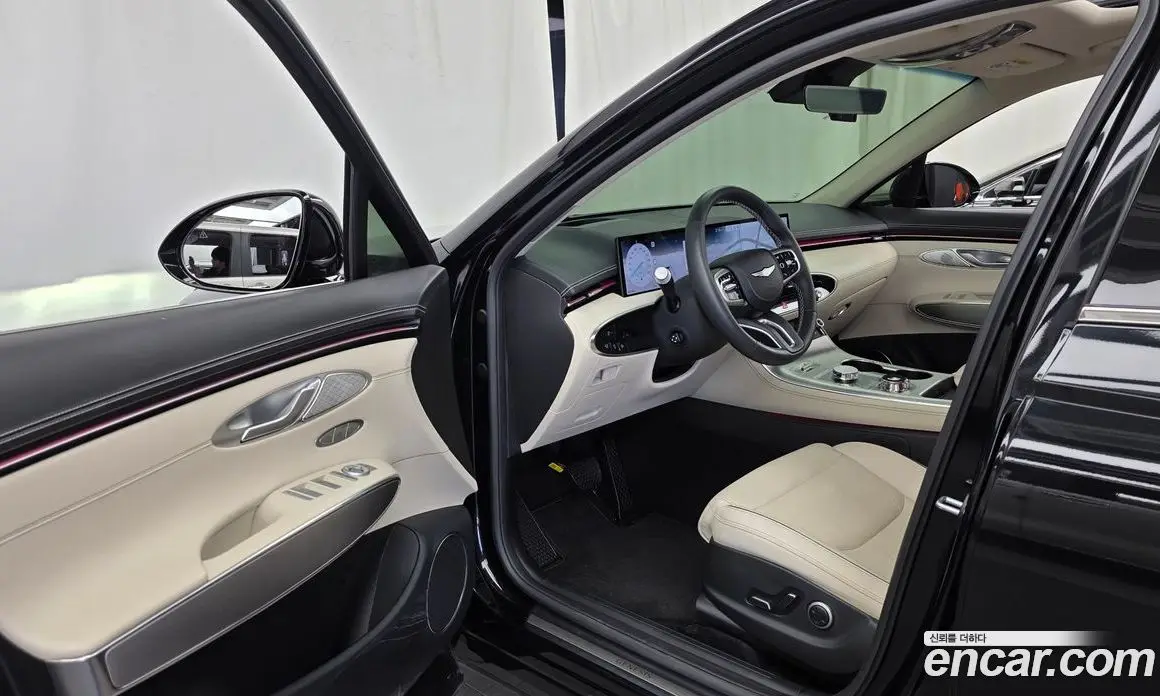 Genesis GV70 2024 2.5 автомат (гидро), фото 13