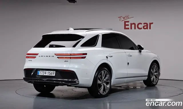 Genesis GV70, 2024, 33 162 км