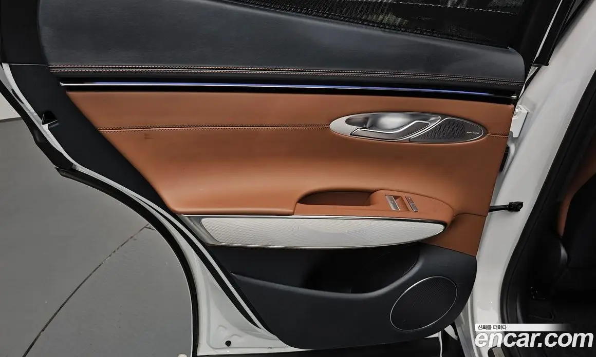 Genesis GV70 2024 2.5 автомат (гидро), фото 14