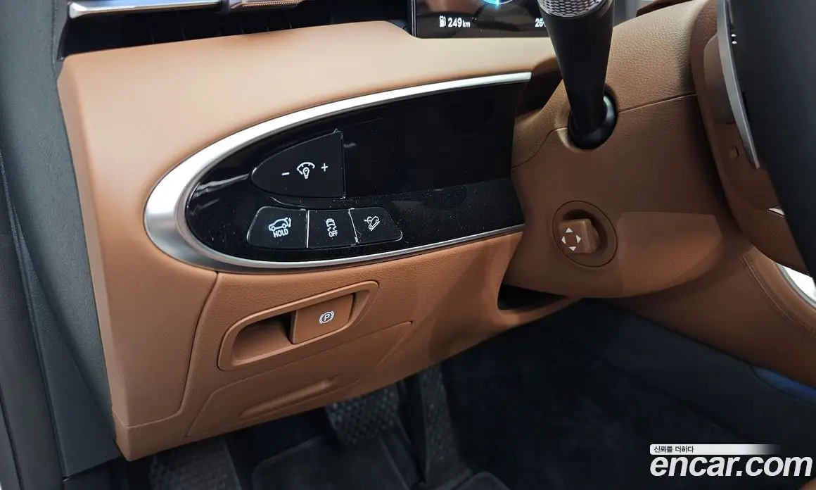 Genesis GV70 2024 2.5 автомат (гидро), фото 29