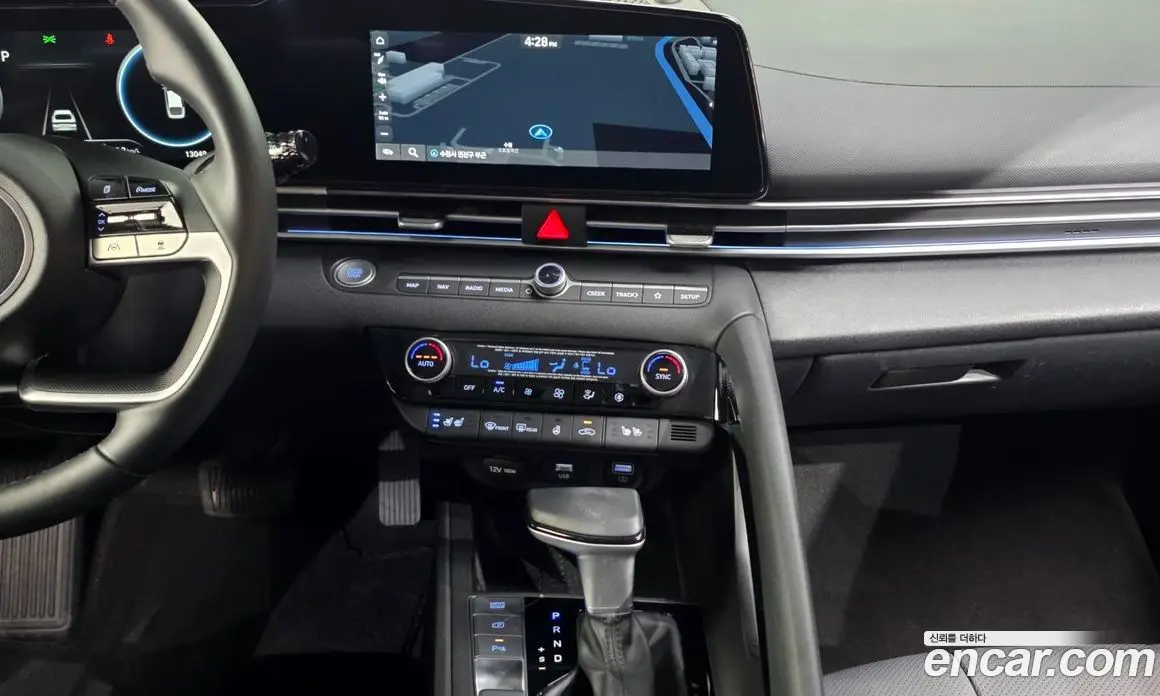 Hyundai Avante 2020 1.6 автомат (гидро), фото 29