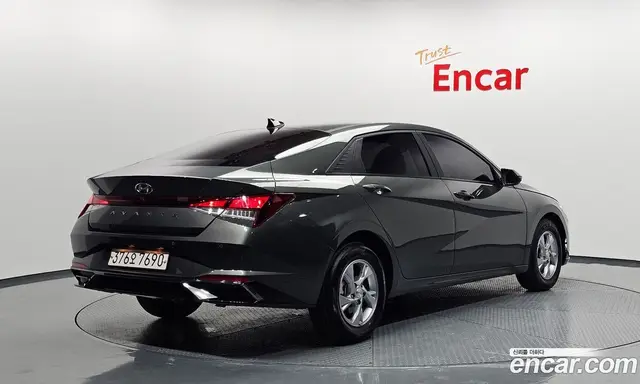 Hyundai Avante 2020 1.6 автомат (гидро), миниатюра 2