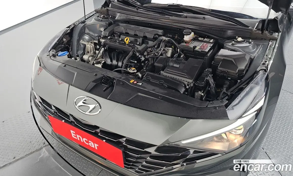 Hyundai Avante 2020 1.6 автомат (гидро), фото 6