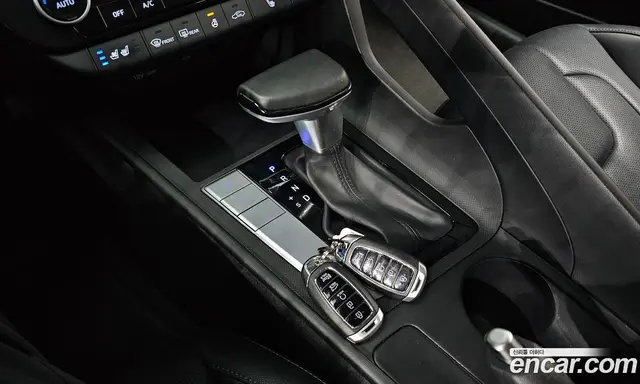 Hyundai Avante 2020 1.6 автомат (гидро), миниатюра 9