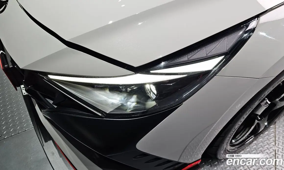 Hyundai Avante 2023 2.0 автомат (гидро), фото 8