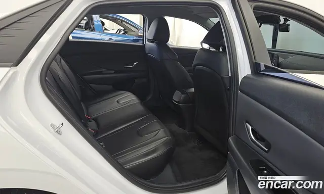 Hyundai Avante 2023 1.6 автомат (гидро), миниатюра 12