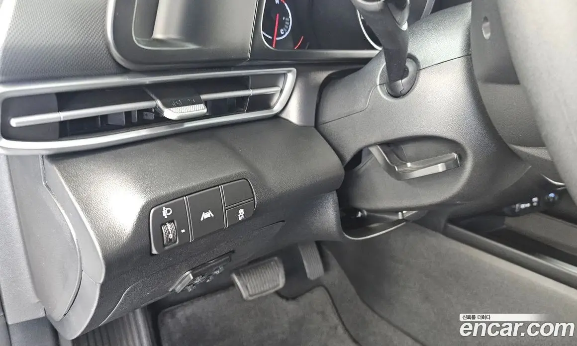 Hyundai Avante 2023 1.6 автомат (гидро), фото 18