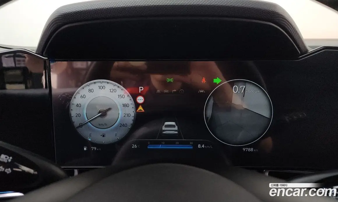 Hyundai Avante 2024 1.6 автомат (гидро), фото 11