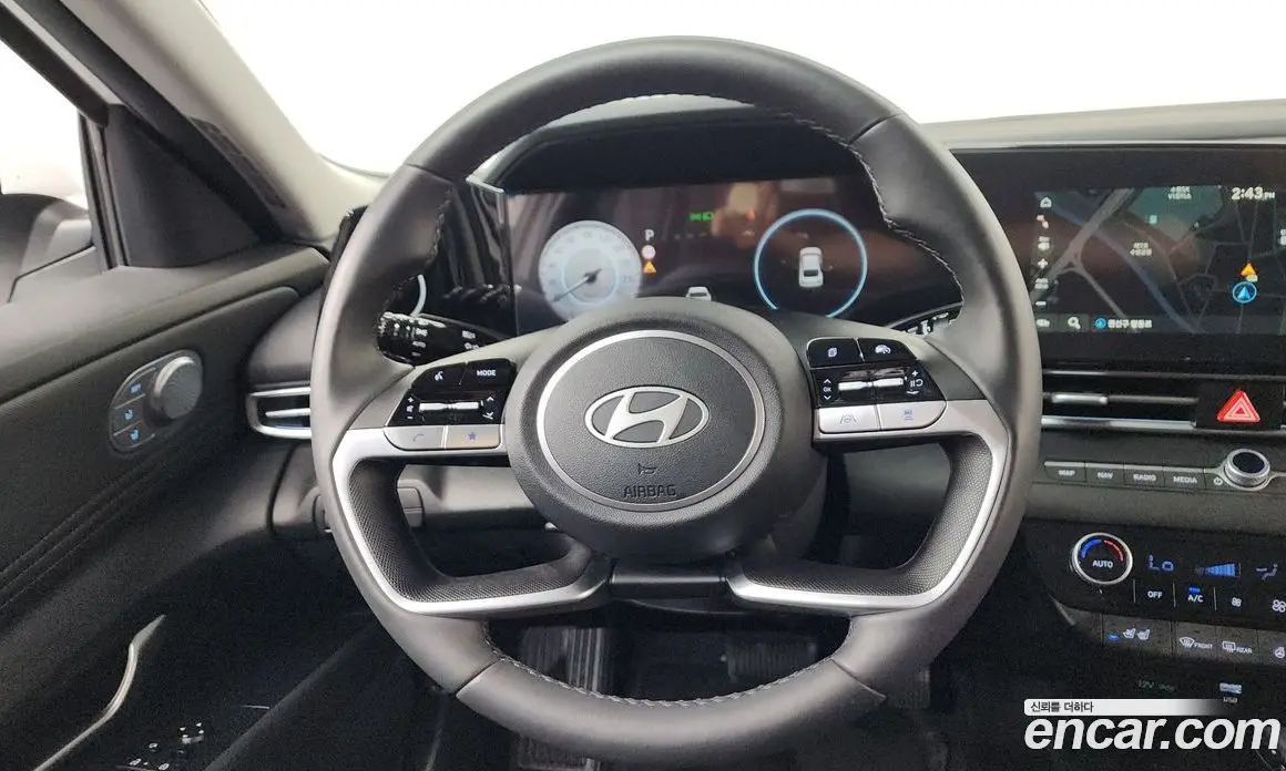 Hyundai Avante 2024 1.6 автомат (гидро), фото 19