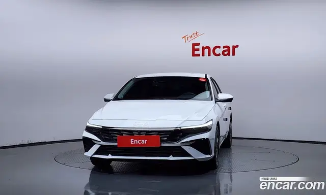 Hyundai Avante 2024 1.6 автомат (гидро), миниатюра 3
