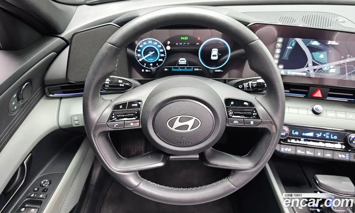Hyundai Avante 2024 1.6 автомат (гидро), фото 18