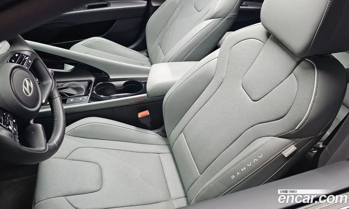 Hyundai Avante 2024 1.6 автомат (гидро), фото 29