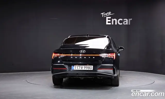 Hyundai Avante 2024 1.6 автомат (гидро), миниатюра 4
