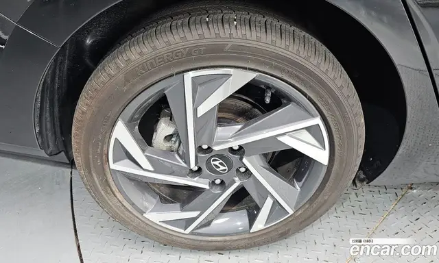 Hyundai Avante 2024 1.6 автомат (гидро), миниатюра 5