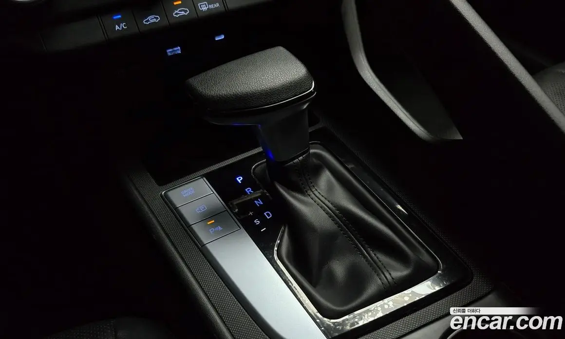 Hyundai Avante 2025 1.6 автомат (гидро), фото 12