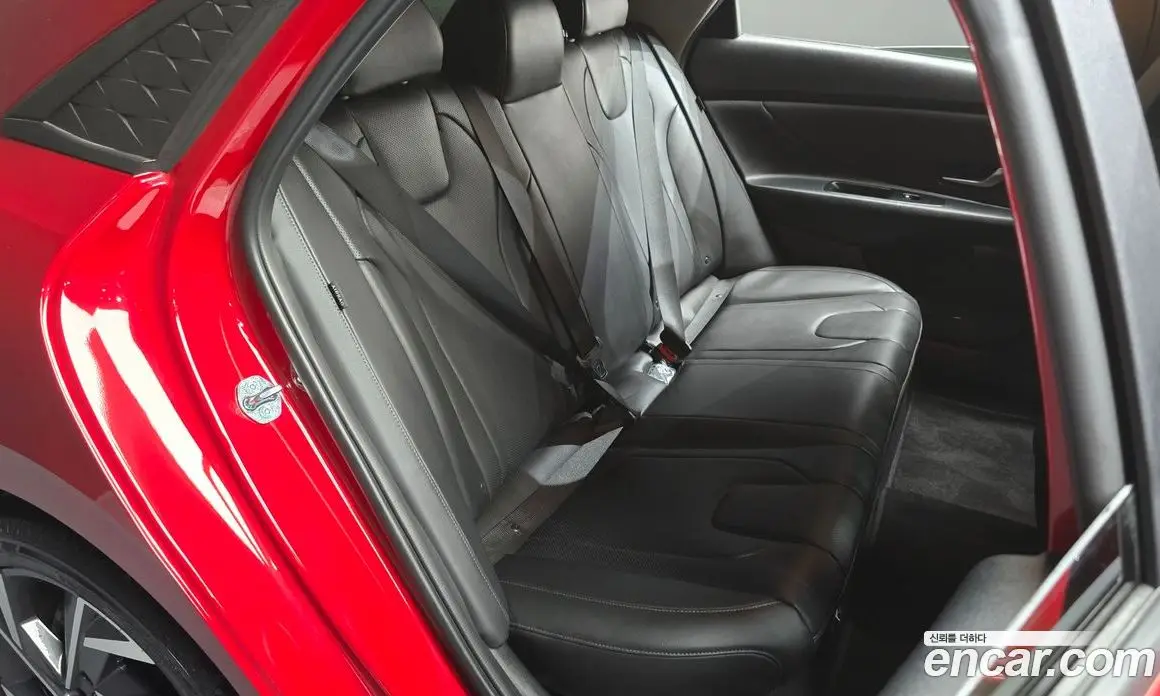 Hyundai Avante 2025 1.6 автомат (гидро), фото 16