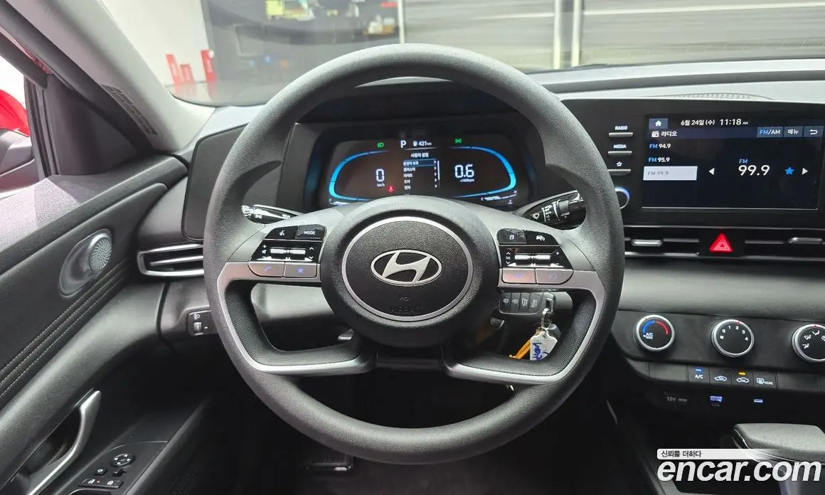 Hyundai Avante 2025 1.6 автомат (гидро), фото 19