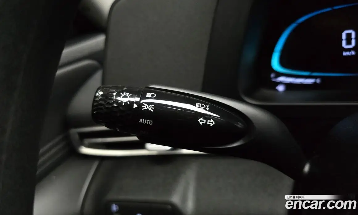 Hyundai Avante 2025 1.6 автомат (гидро), фото 23