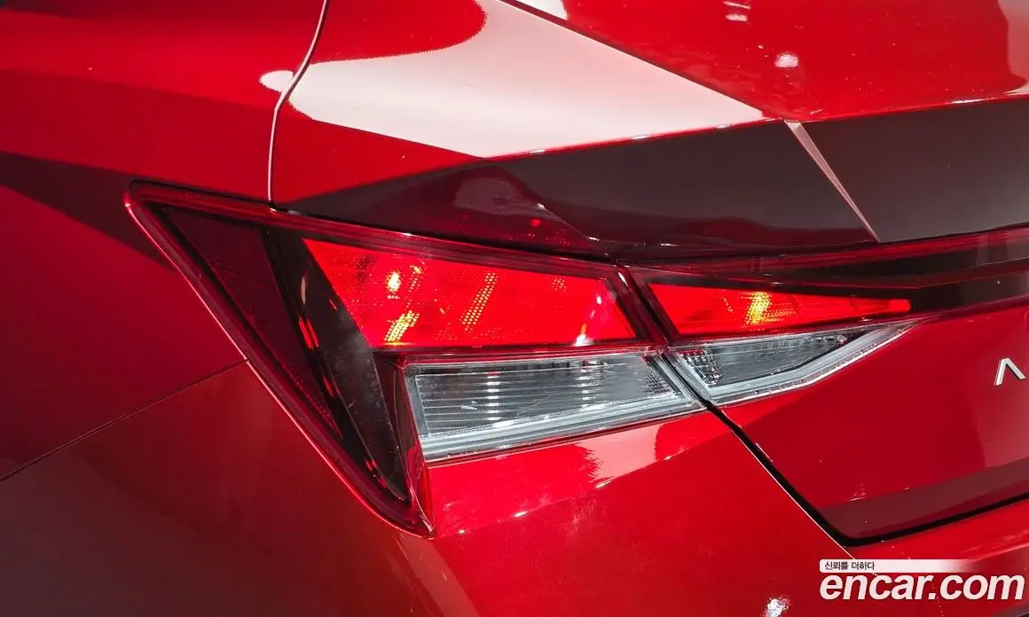 Hyundai Avante 2025 1.6 автомат (гидро), фото 9