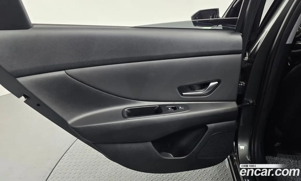 Hyundai Avante 2025 1.6 автомат (гидро), фото 15