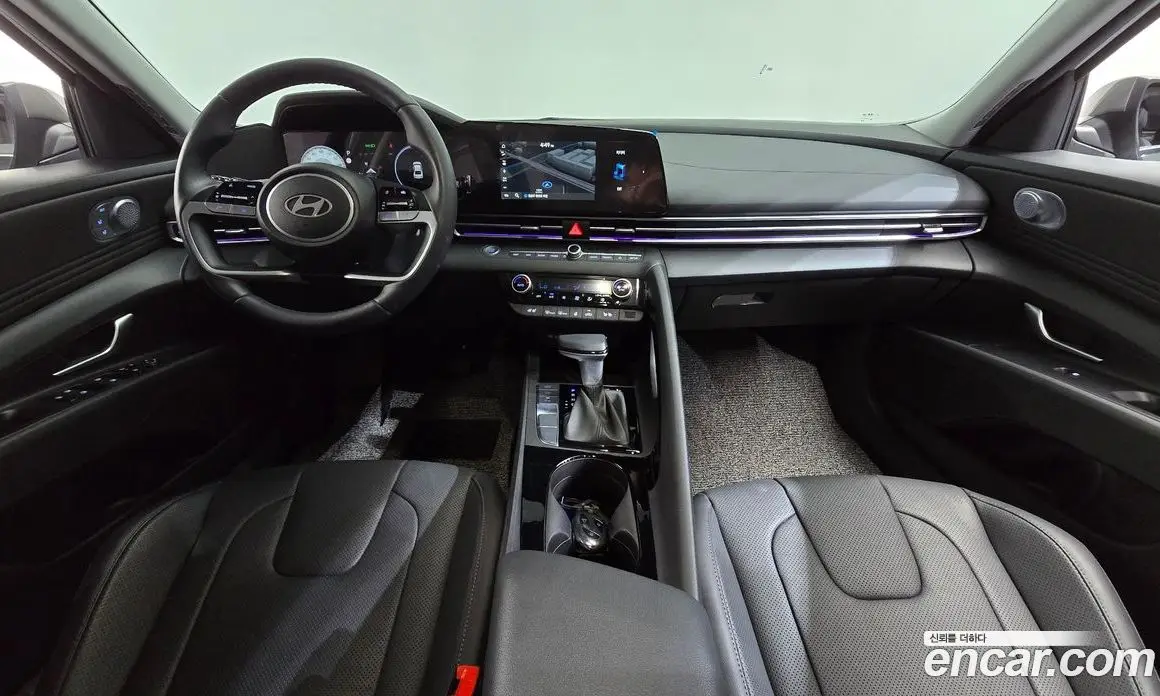 Hyundai Avante 2025 1.6 автомат (гидро), фото 10