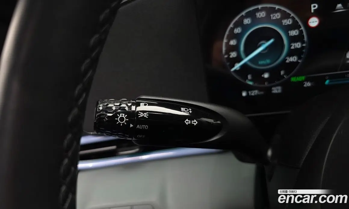 Hyundai Avante 2025 1.6 автомат (гидро), фото 17